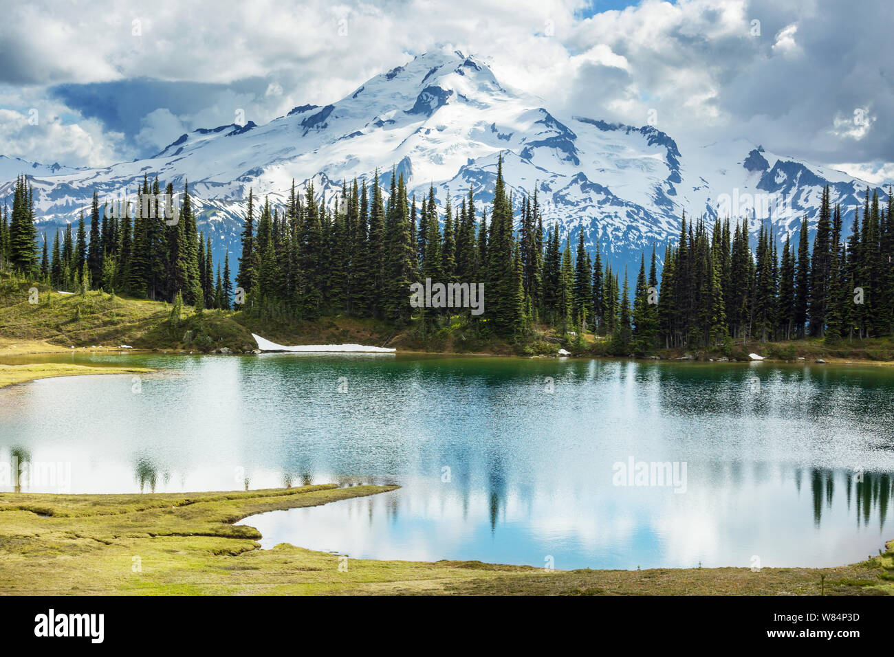 Image Lake And Glacier Peak In Washington Usa Stock Photo Alamy
