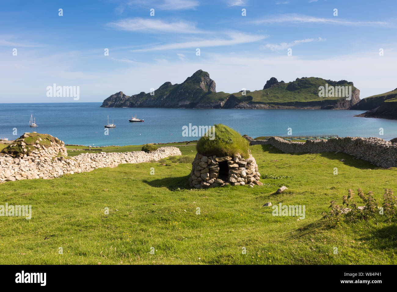 Abandoned houses on Hirta, St. Kilda Stock Photo Alamy