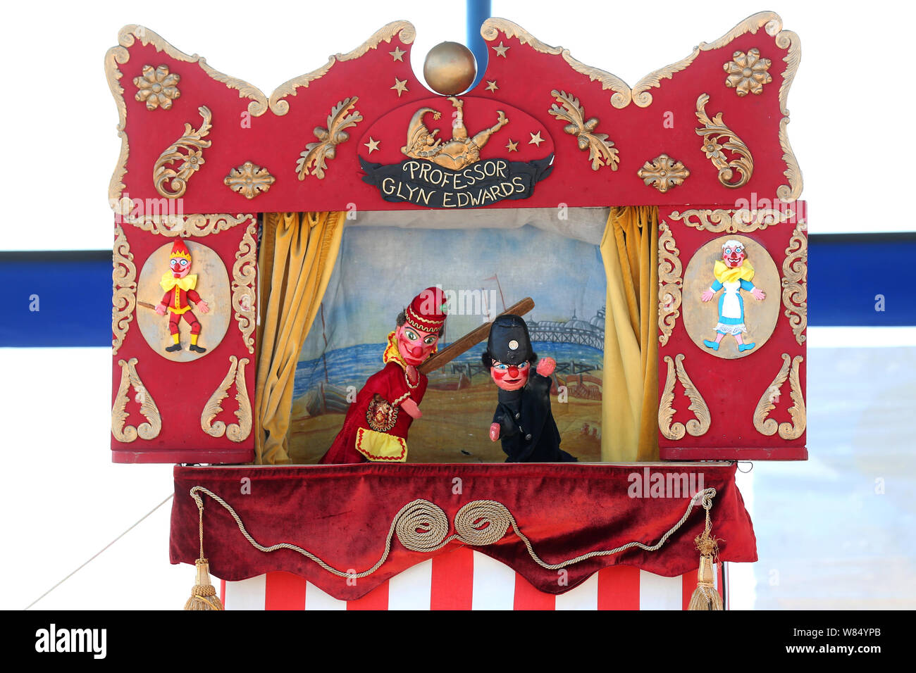 Punch and Judy show on Bognor Regis seafront, West Sussex, UK Stock