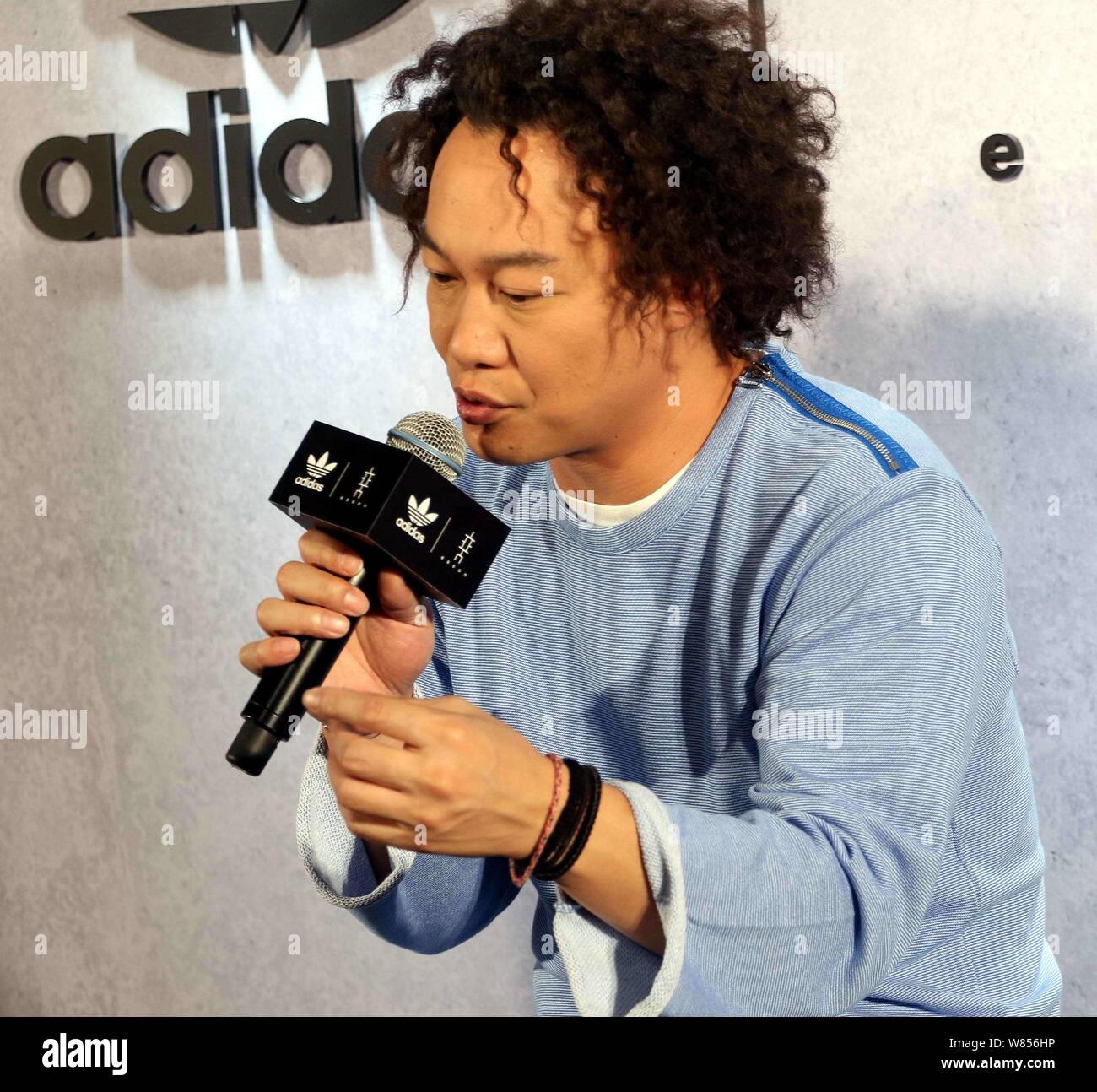 Hong Kong singer Eason Chan speaks during a fashion event of Adidas in  Shanghai, China, 20 September 2016 Stock Photo - Alamy