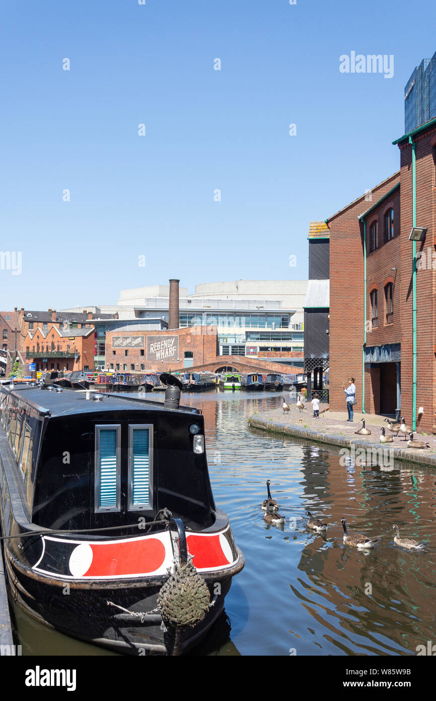Canal boat on The Worcester and Birmingham Canal, Gas Street Basin, Birmingham, West Midlands, England, United Kingdom Stock Photo