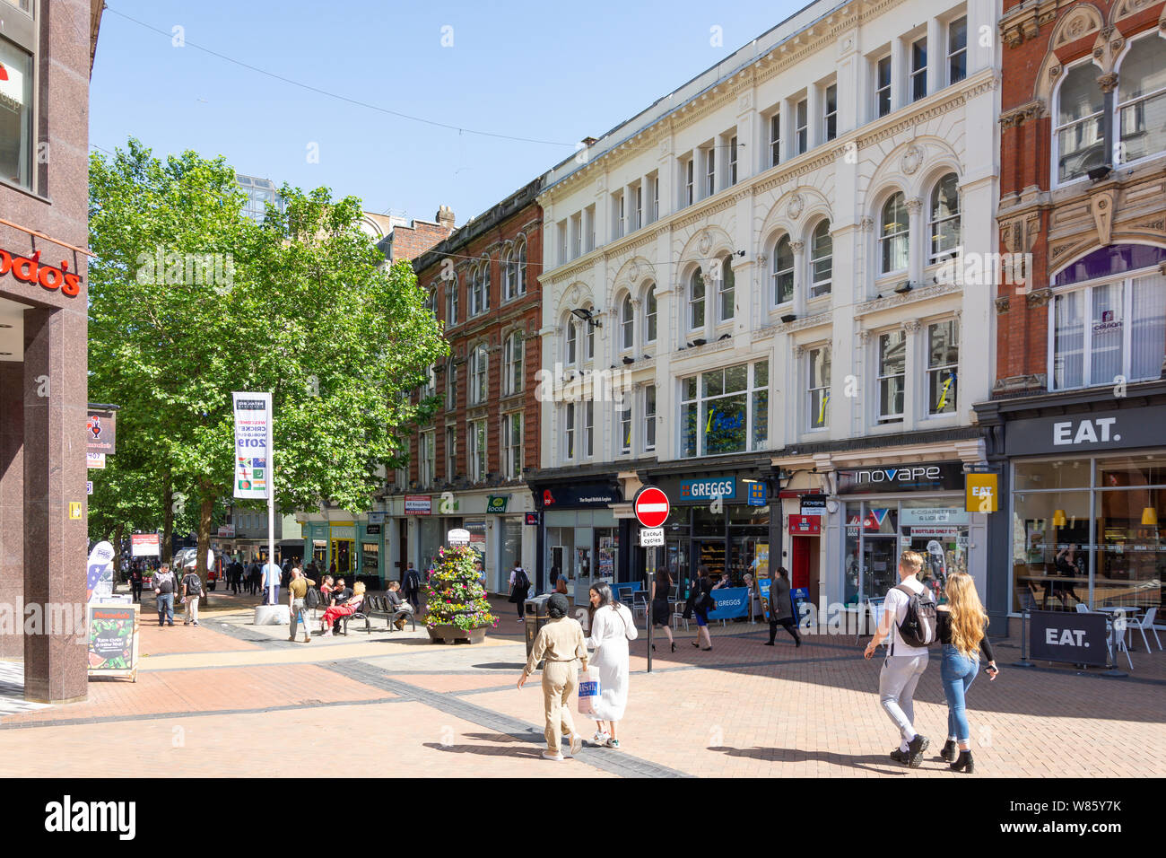Pedestrianised New Street, Birmingham, West Midlands, England, United Kingdom Stock Photo