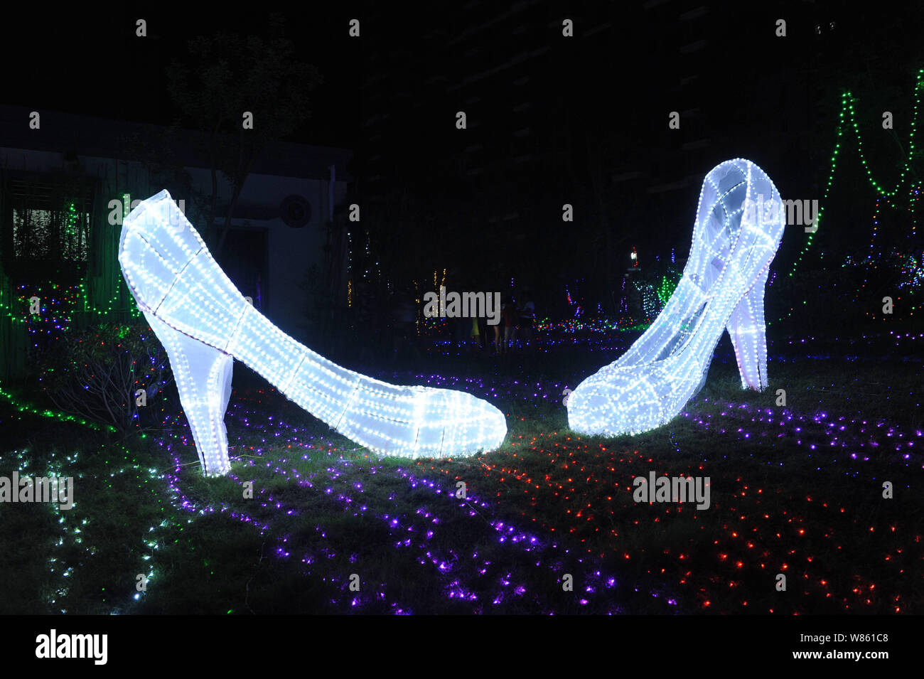 kaste Opera Sobriquette View of LED lights featuring a pair of high heels during a light art  festival to celebrate the upcoming Qixi Festival, also known as the Chinese  Valen Stock Photo - Alamy