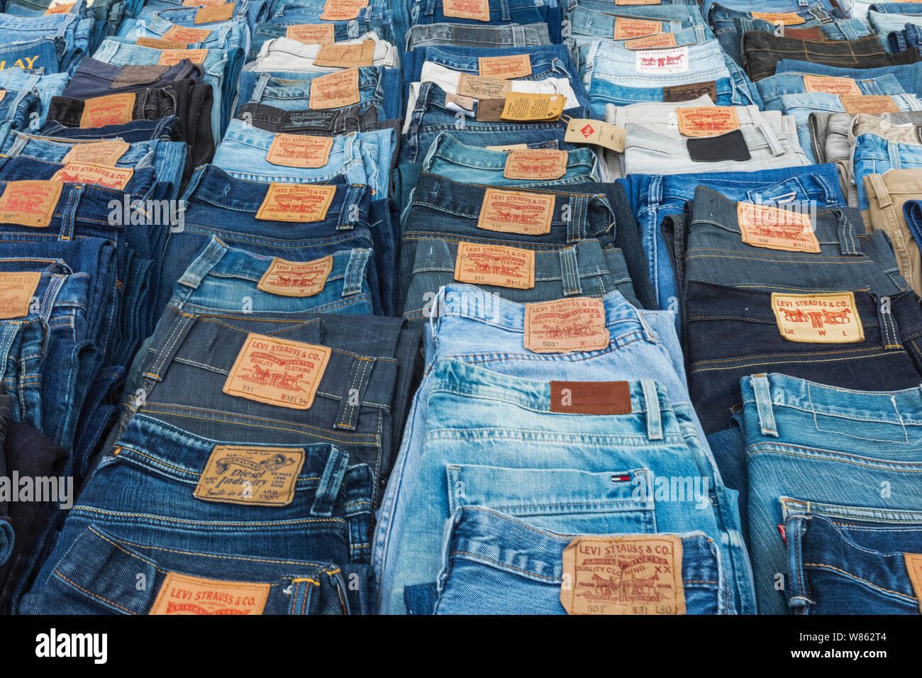 Levi market hi-res stock photography and images - Alamy