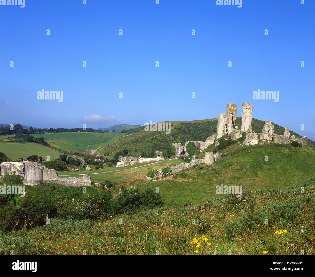 corfe-castle-isle-of-purbeck-dorset-england-united-kingdom-stock