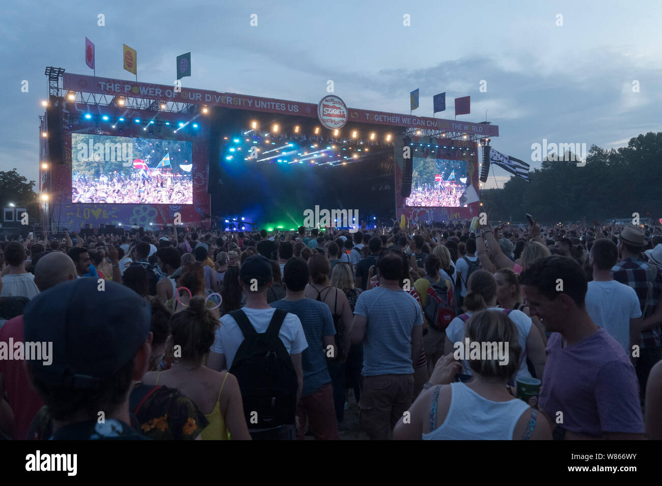 Budapest, Hungary. 7th Aug, 2019. Revellers enjoy Sziget Festival held in Budapest, Hungary, Aug. 7, 2019. Sziget Festival is held from Aug. 7 to 13 in Budapest. Credit: Attila Volgyi/Xinhua Stock Photo