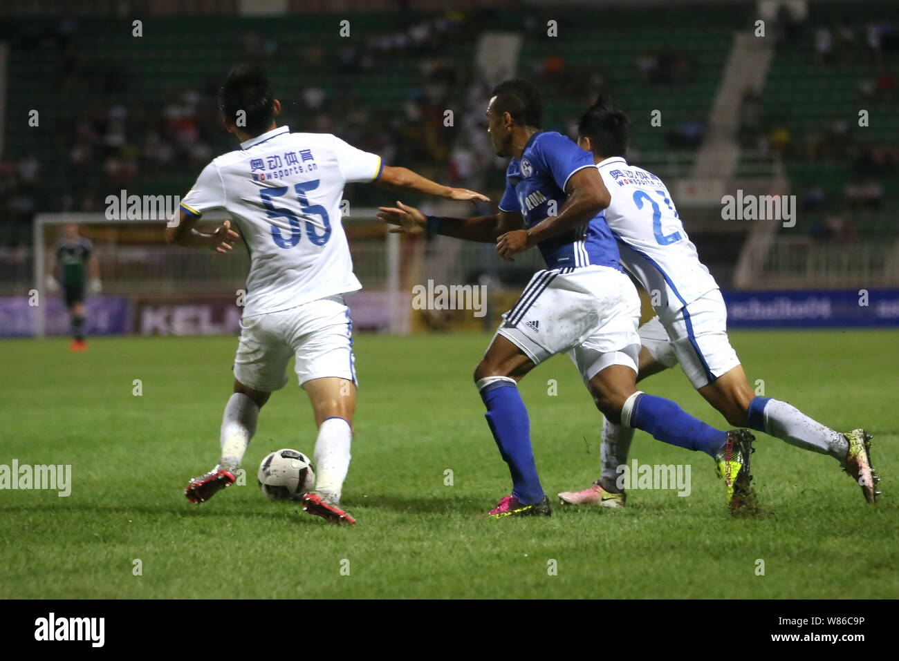 Eric Maxim Choupo Moting Of Fc Schalke 04 Center Challenge Players Of Guangzhou R F Fc During A Friendly Soccer Match Of China Germany International Stock Photo Alamy Choupo moting schalke 04,Eric Maxim Choupo Moting Of Fc Schalke 04 Center Challenge Players Of Guangzhou R F Fc During A Friendly Soccer Match Of China Germany International Stock Photo Alamy