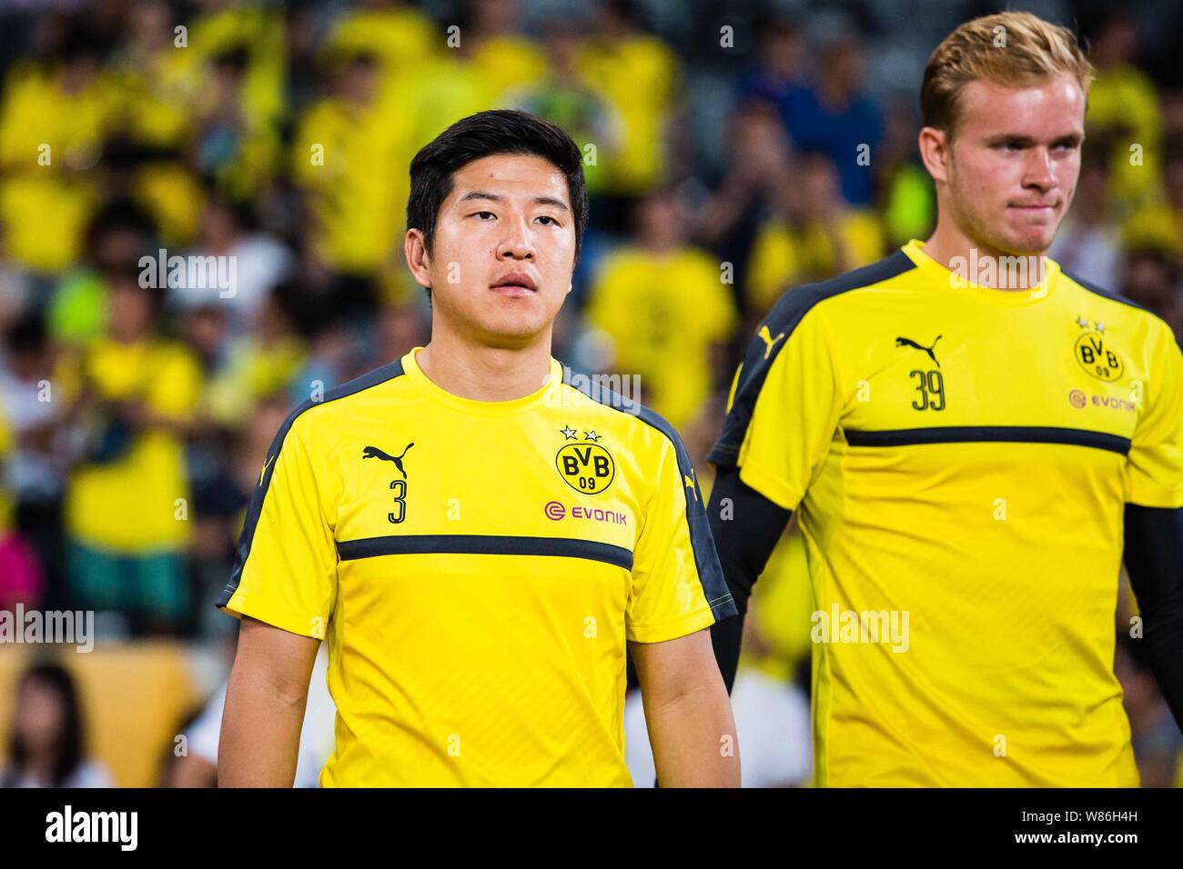 Park Joo-Ho, left, and his teammate of Borussia Dortmund take part in a  training session for the Shenzhen match of the 2016 International Champions  Cu Stock Photo - Alamy
