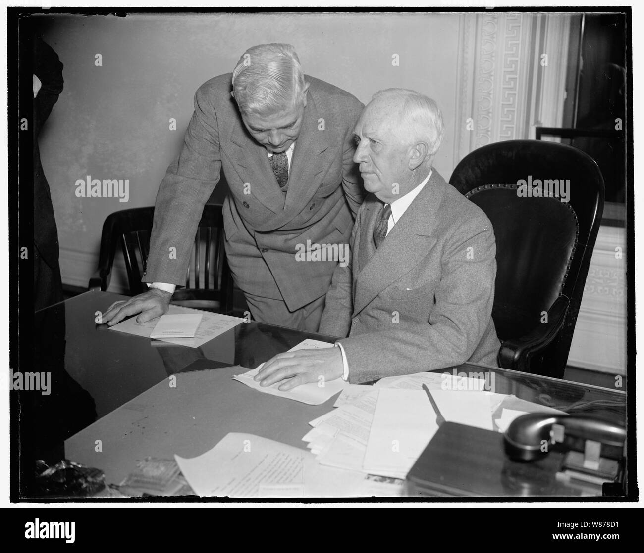 Dermott and Norman Davis Stock Photo Alamy