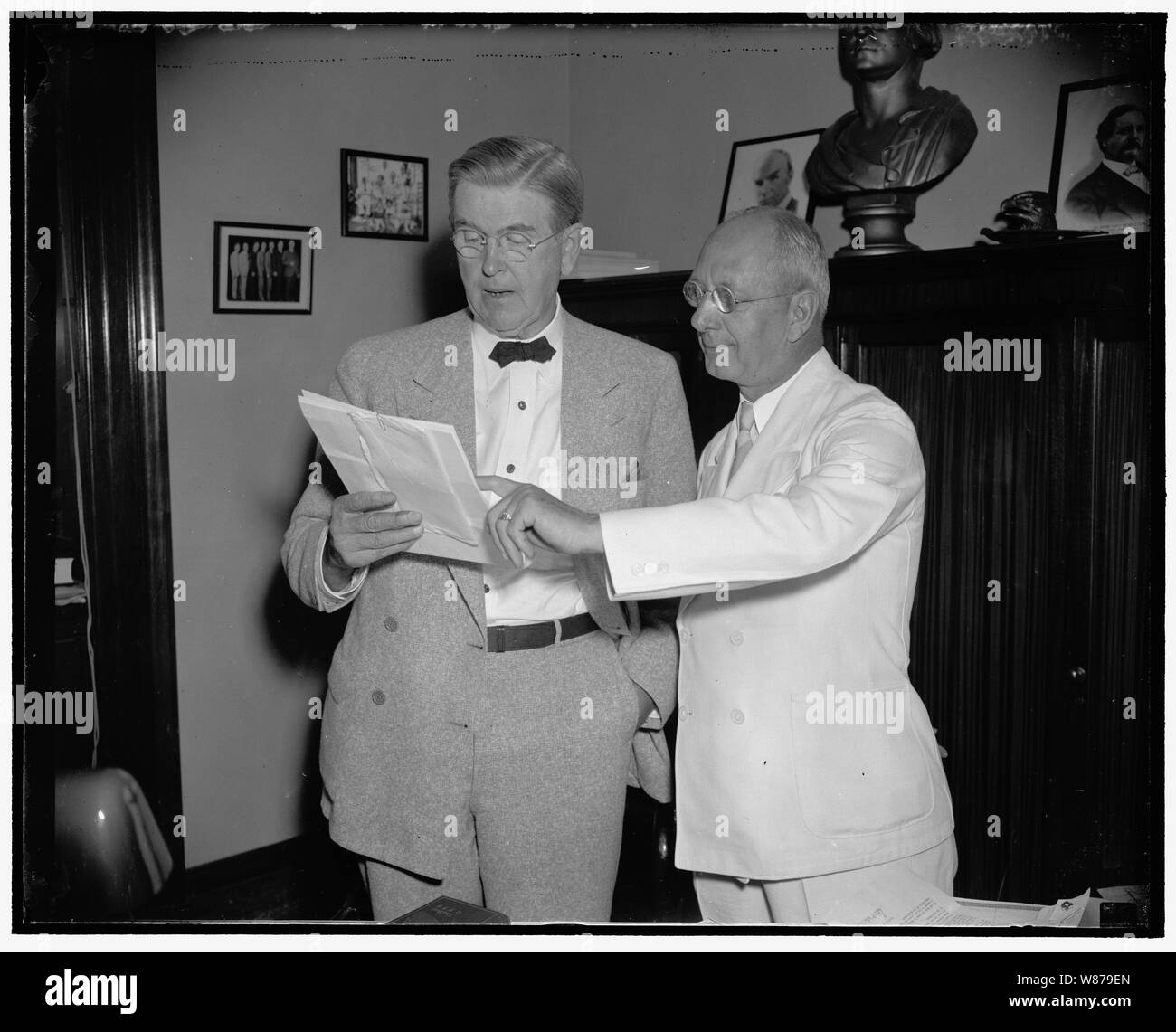 ahay, D. of Ohio, Chairman of the TWA Investigating Committee, with Thomas Panter, Chief Engineer of the Committee Stock Photo