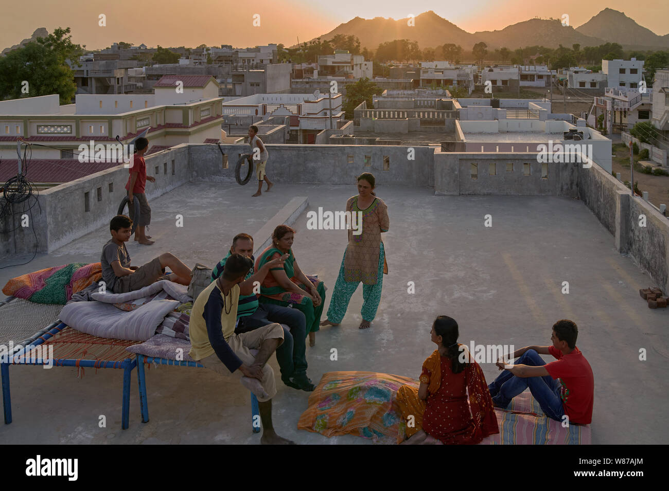 07 Apr 20015 Sun Set Time And Relaxing On Dhaba Gujarati Word For 