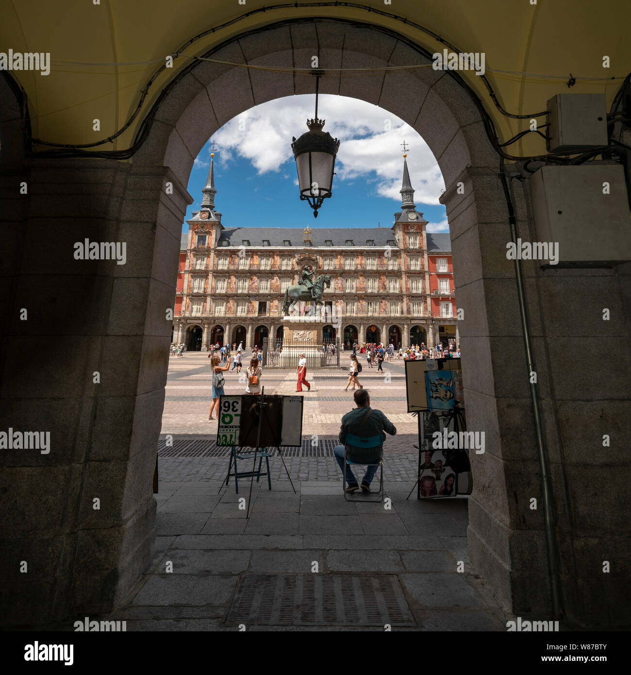 Square view of Plaza Mayor in Madrid Stock Photo - Alamy