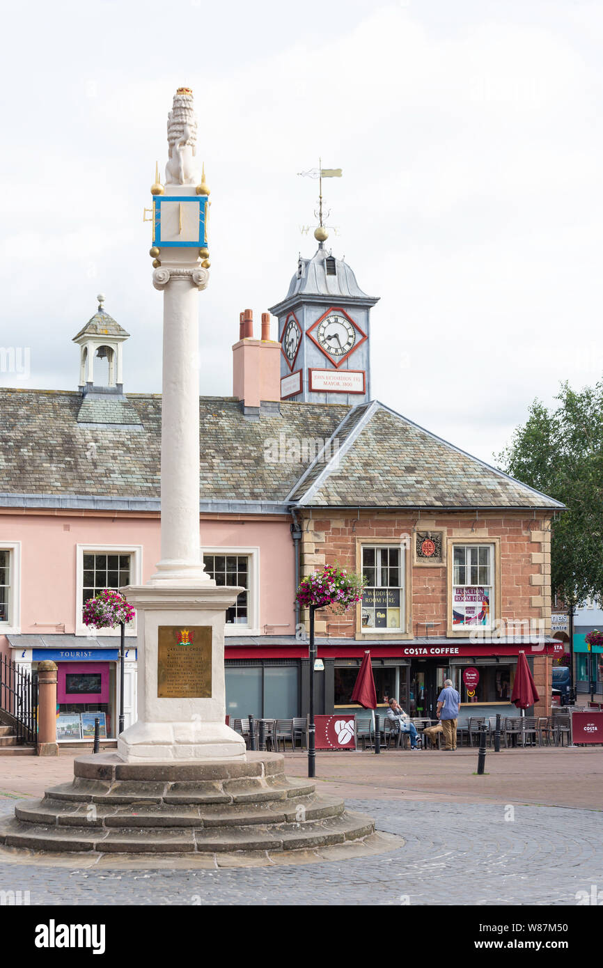 Market Cross Monument and Old Town Hall, Market Cross, Carlisle, City of Carlisle, Cumbria, England, United Kingdom Stock Photo