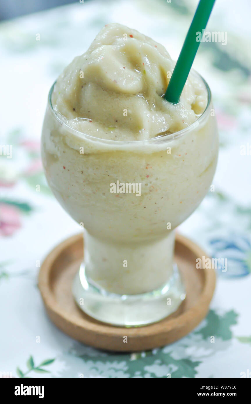 blended apple, apple juice or smoothie Stock Photo Alamy