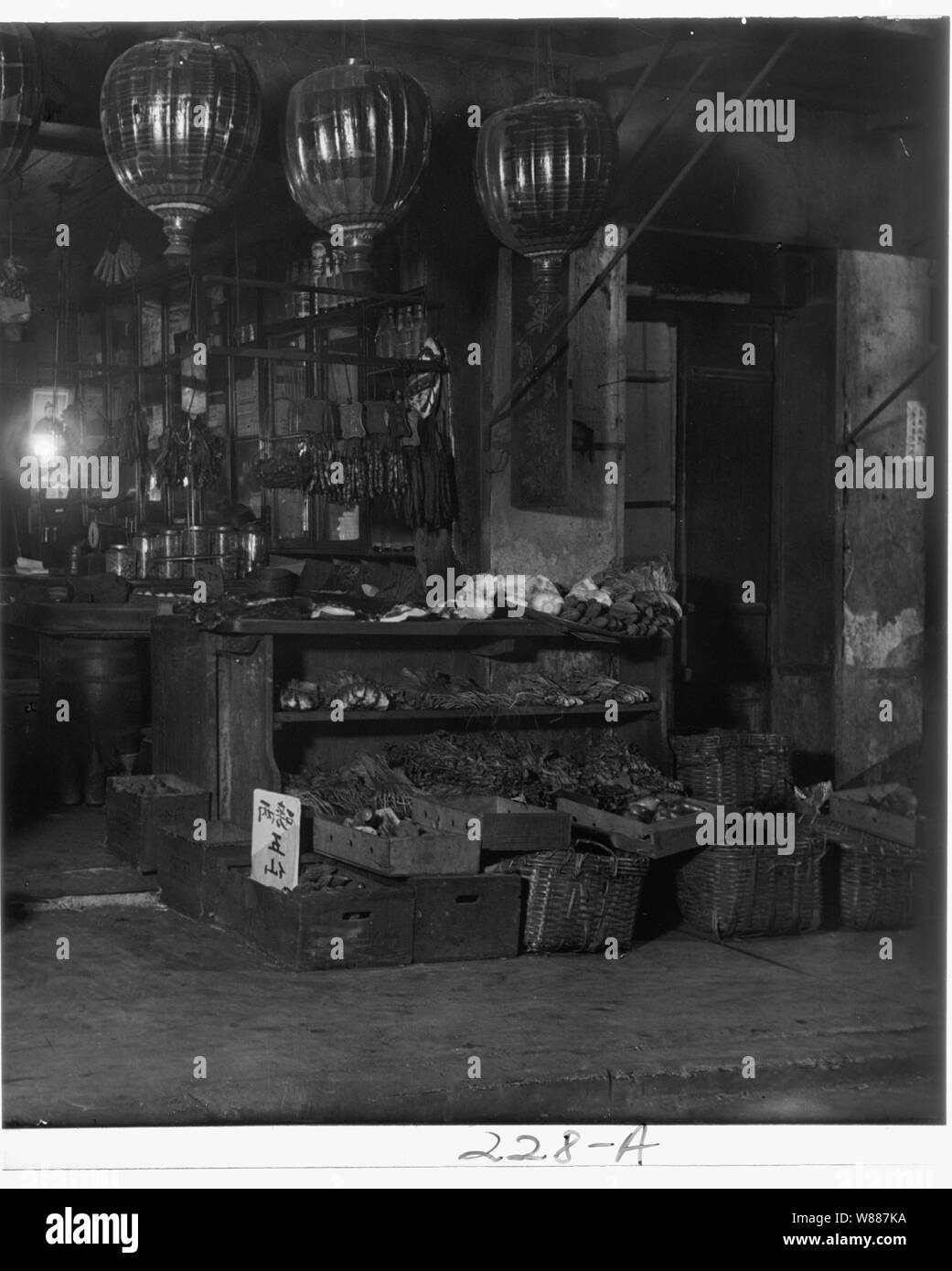 A grocery shop, Chinatown, San Francisco Stock Photo Alamy