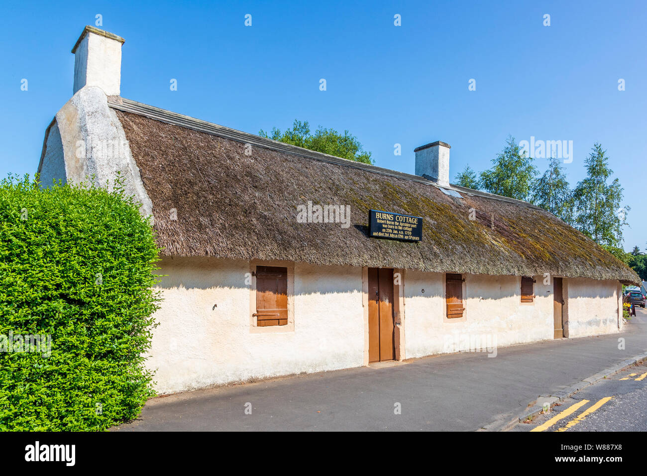 Burns Cottage The First Home Of Robert Burns Is Located In
