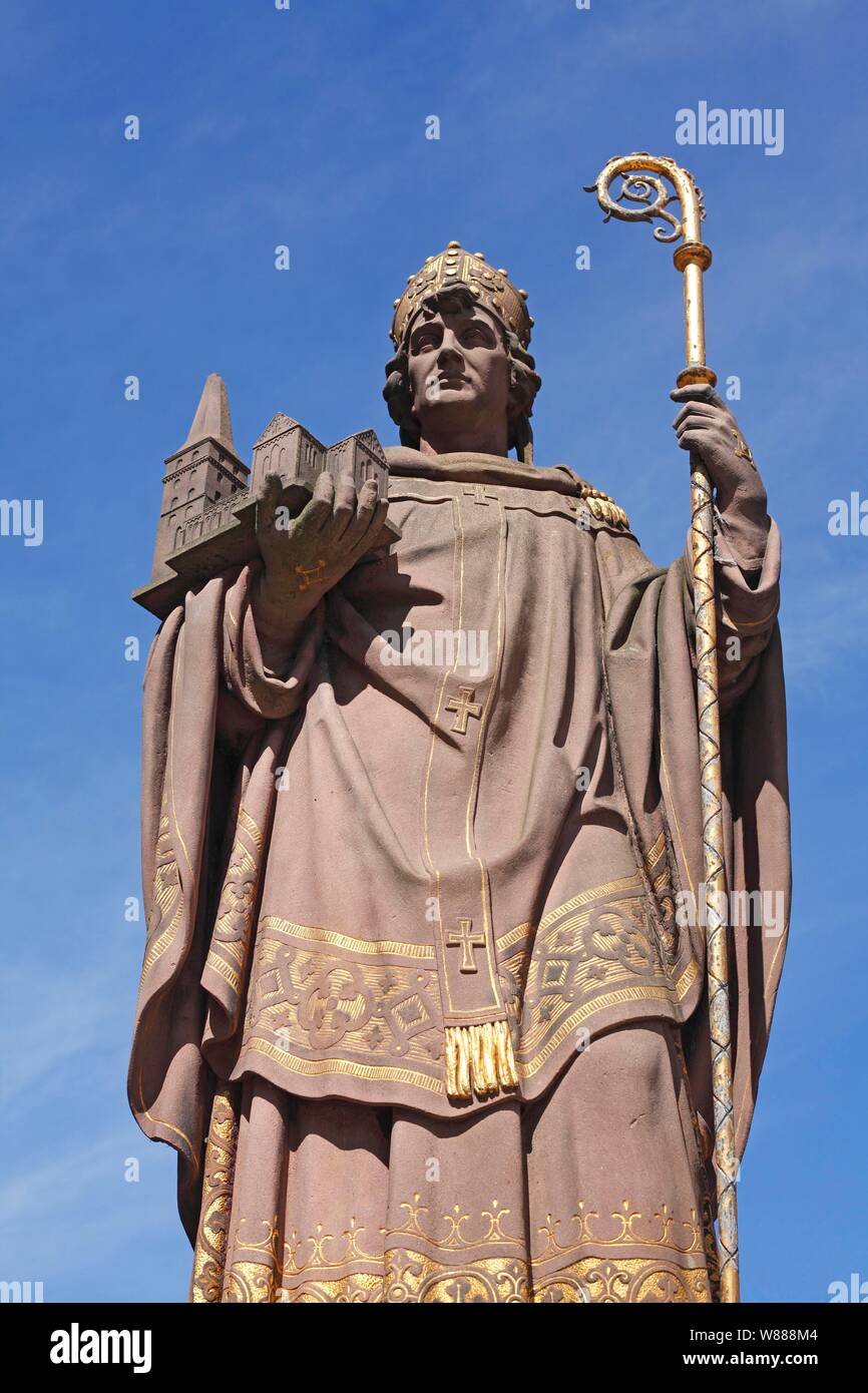 Sculpture by the city founder St. Ansgar, Trostbrucke, Hamburg, Germany Stock Photo