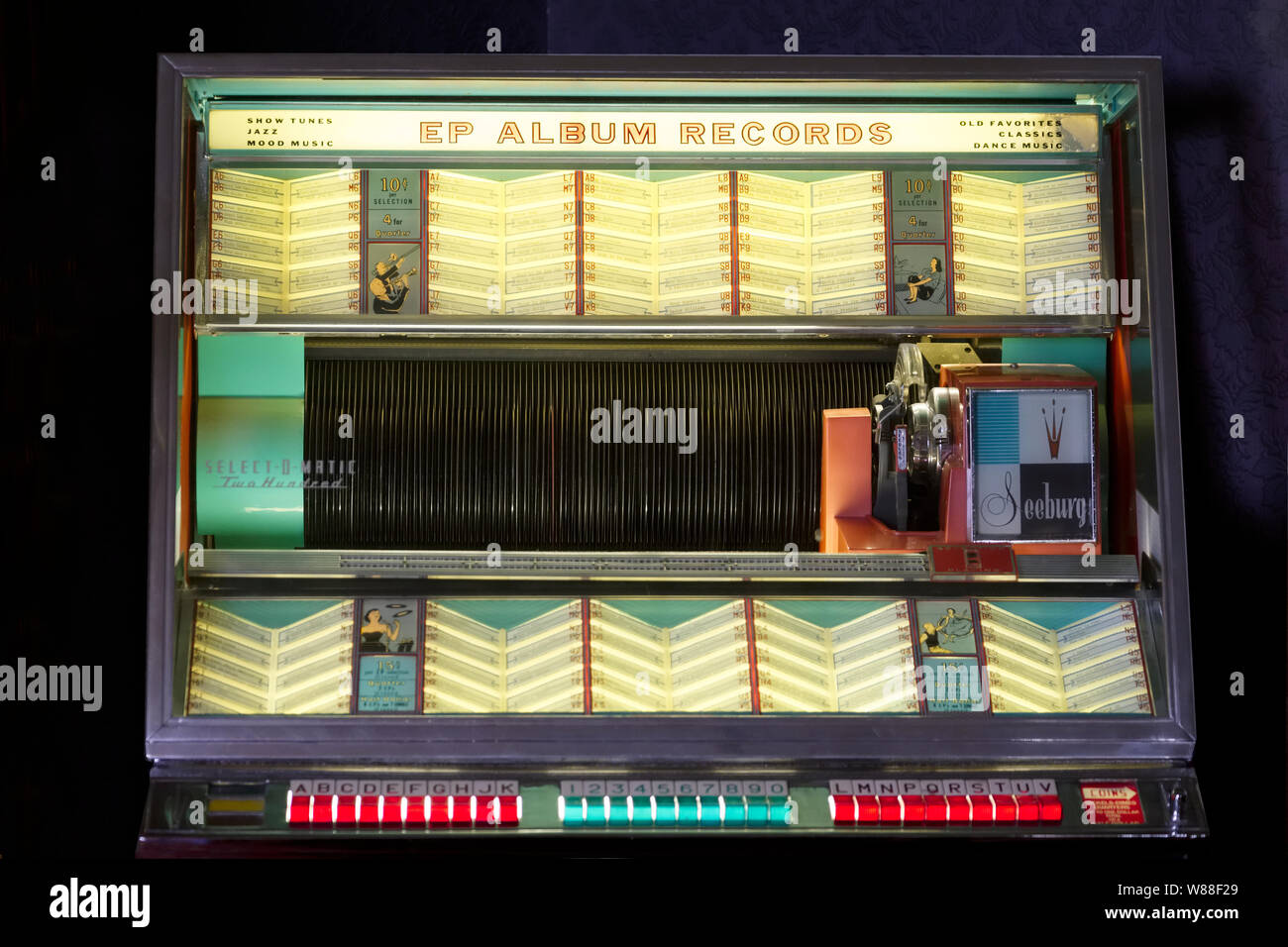 Jukebox Vintage Retro Seeburg Music Record Player Collection Exhibition