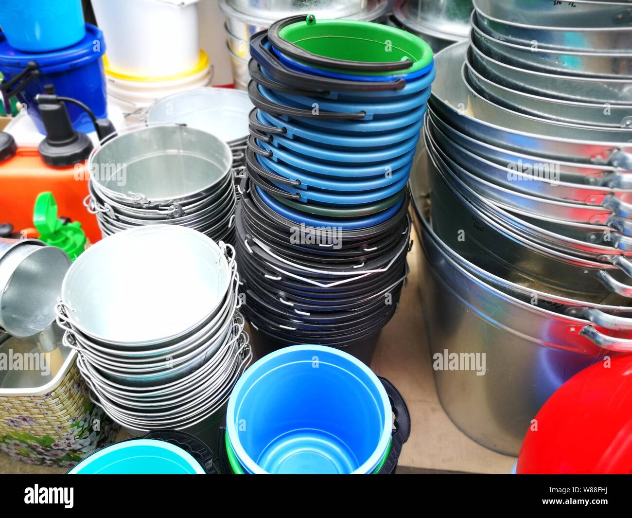 large buckets for sale