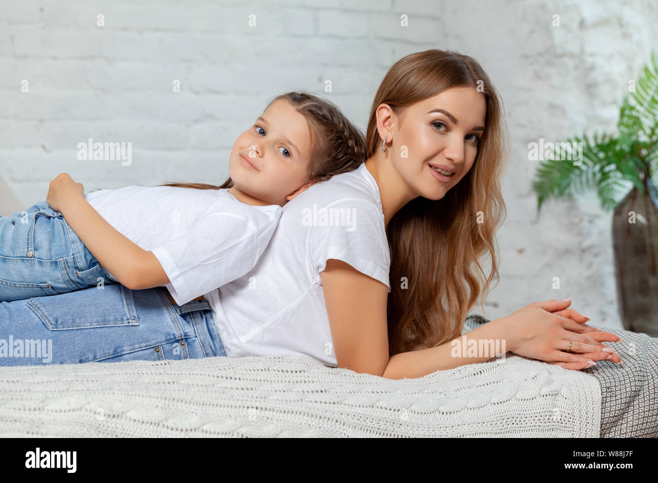 35 Amazingly Beautiful Mother's Day Photoshoot Ideas