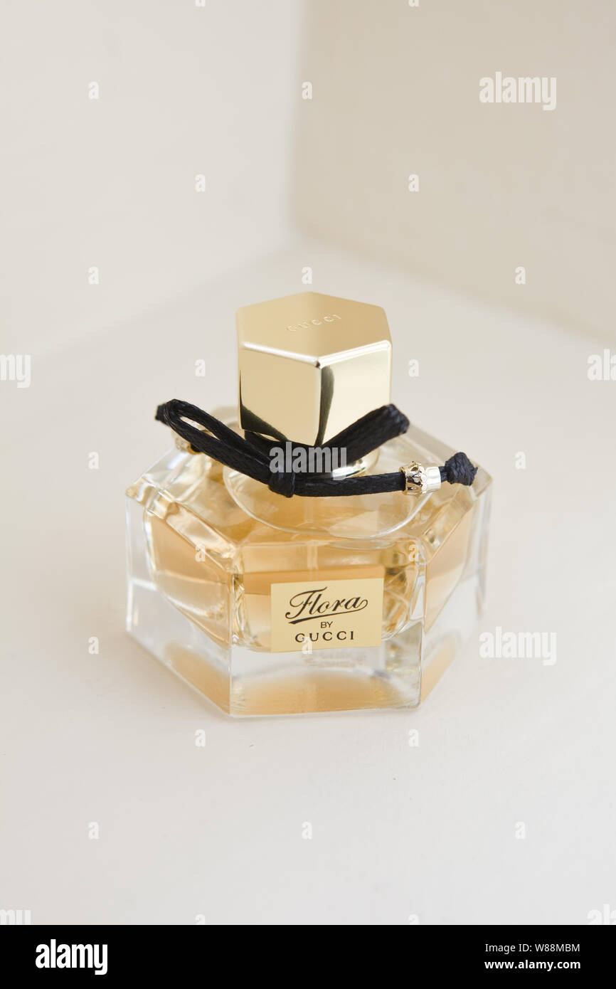 Gucci Perfume High Resolution Stock Photography and Images - Alamy