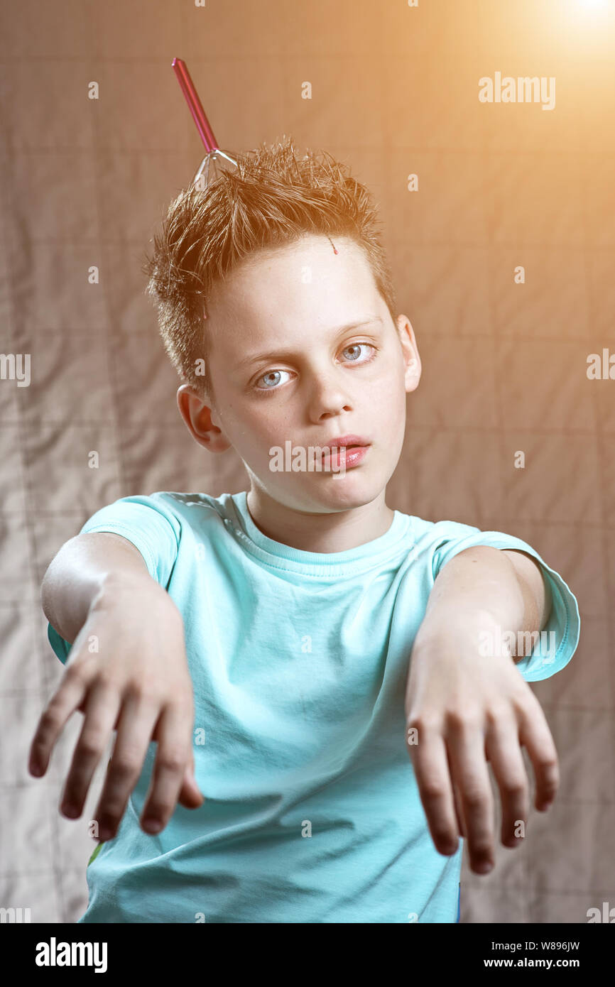 Actor Squint High Resolution Stock Photography and Images - Alamy
