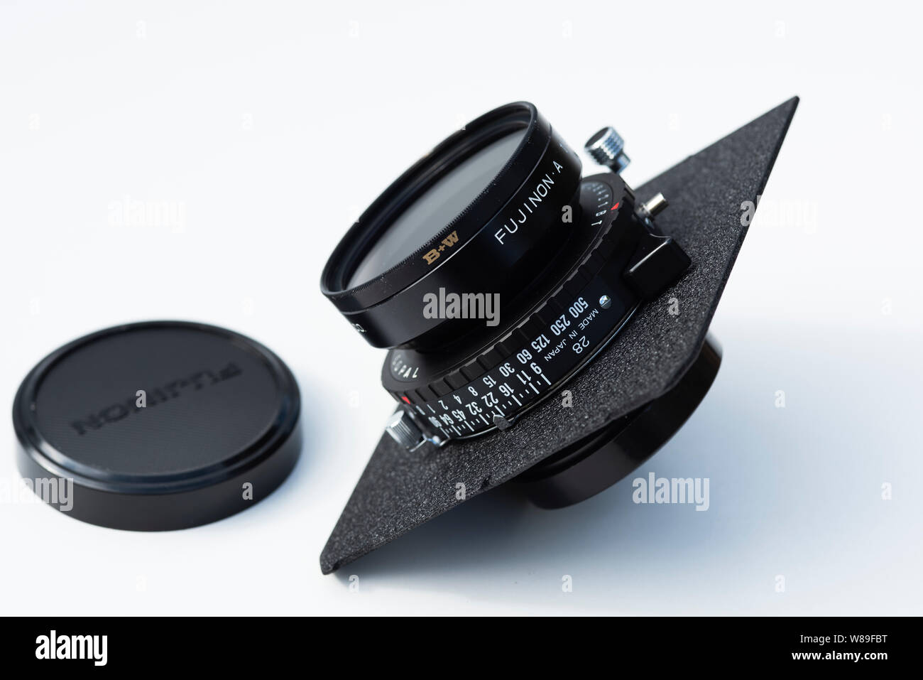 Schneider APO-DIGITAR 35mm f/5.6 XL Lens in Schneider Electronic #0 Shutter  for Linhof Camera