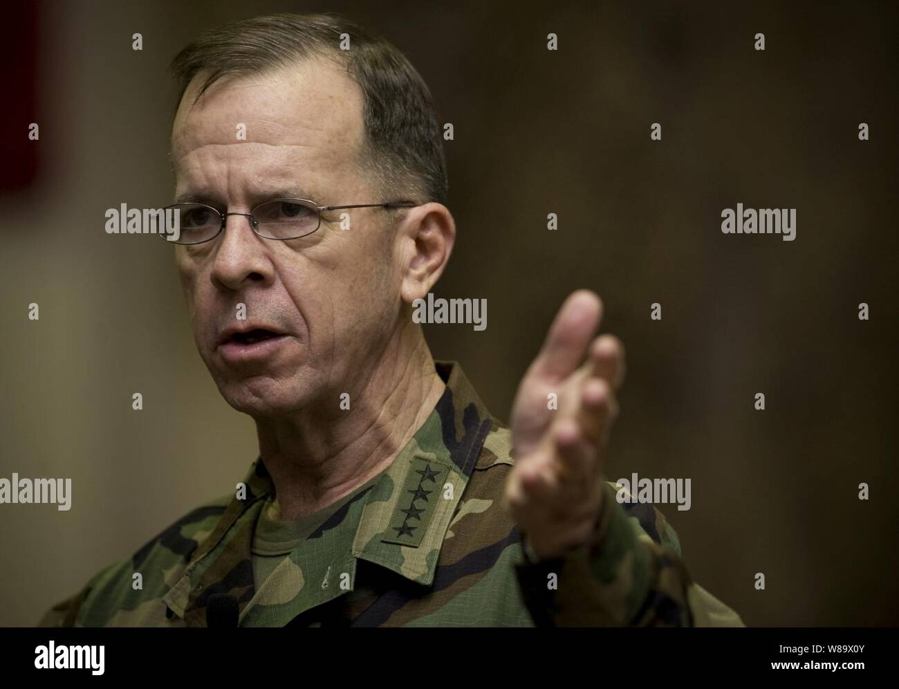 Chairman of the Joint Chiefs of Staff Adm. Mike Mullen, U.S. Navy, addresses service members assigned to the U.S. Special Operations Command at MacDill Air Force Base in Tampa, Fla., on Oct. 31, 2008. Stock Photo