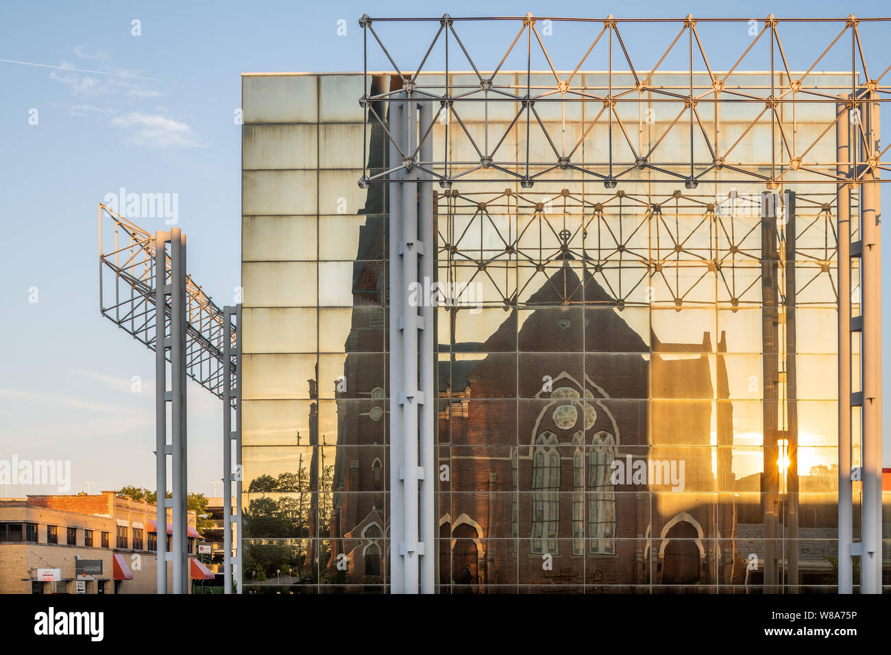 AT&T Switching Center, designed by Paul Kennon Stock Photo - Alamy