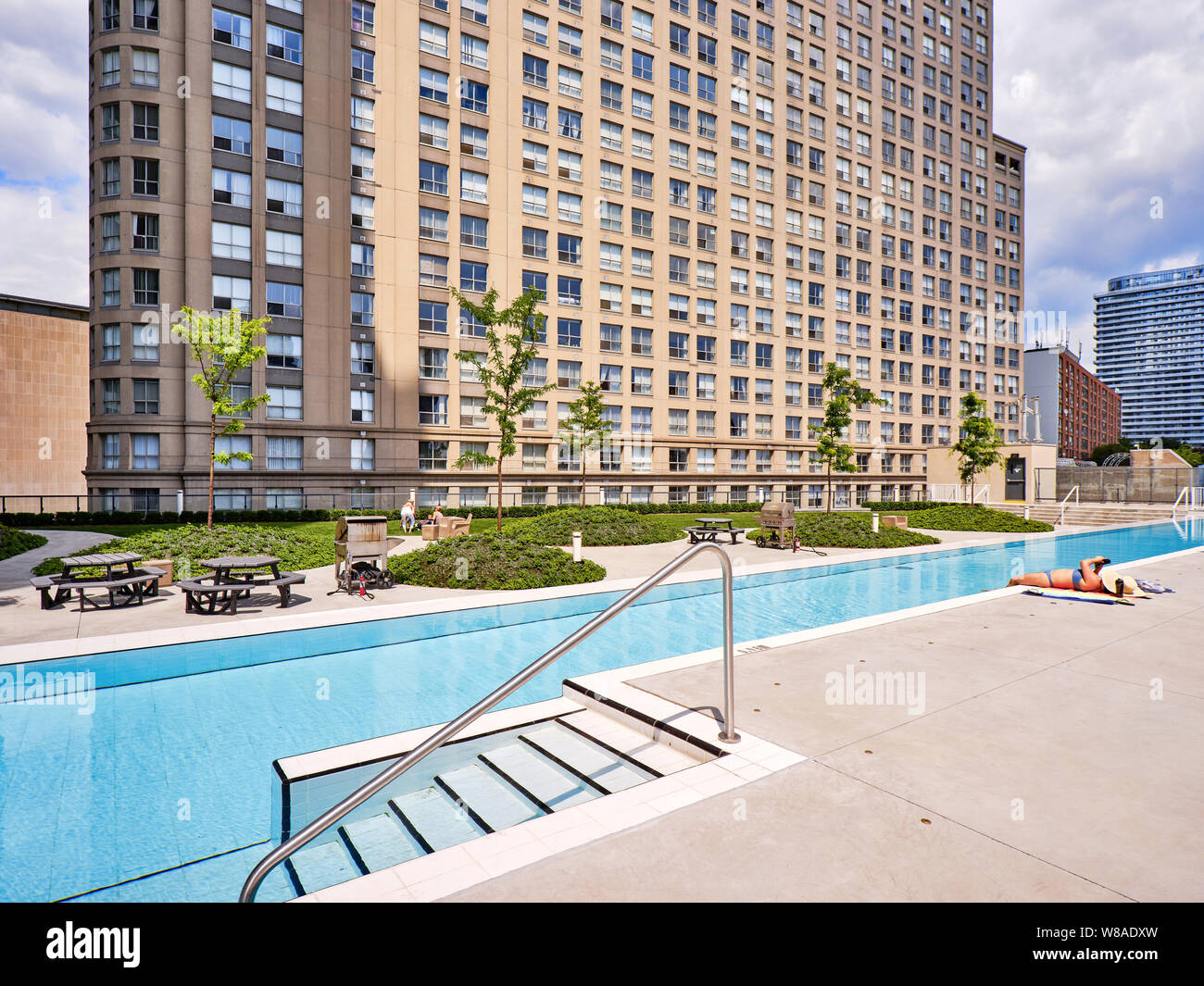 Illustration of Condominiums With Roof Deck Leasing