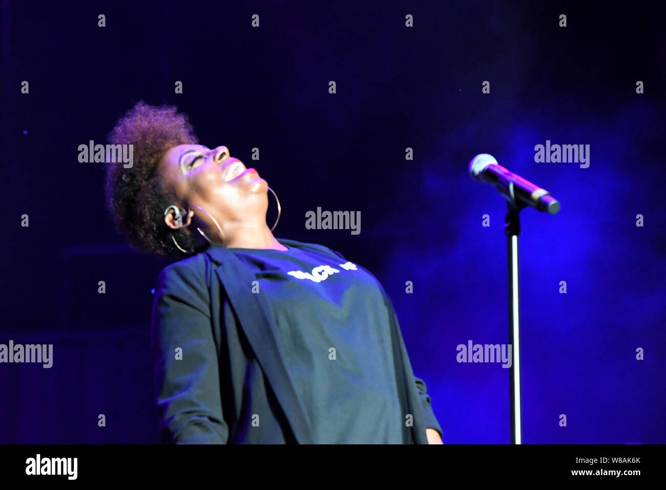 Ledisi, essence hires stock photography and images Alamy