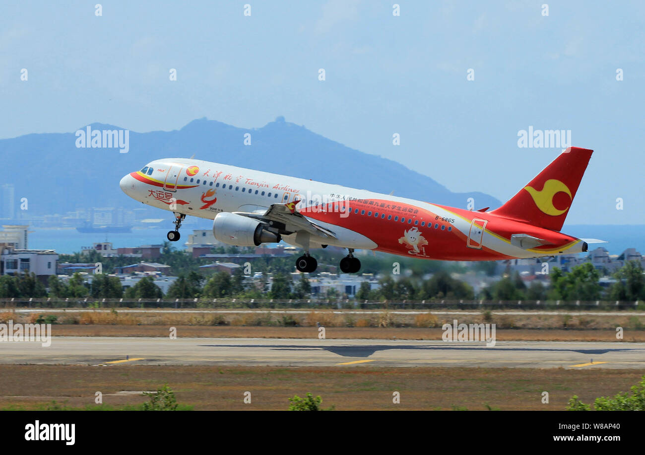Tianjin airlines hires stock photography and images Alamy