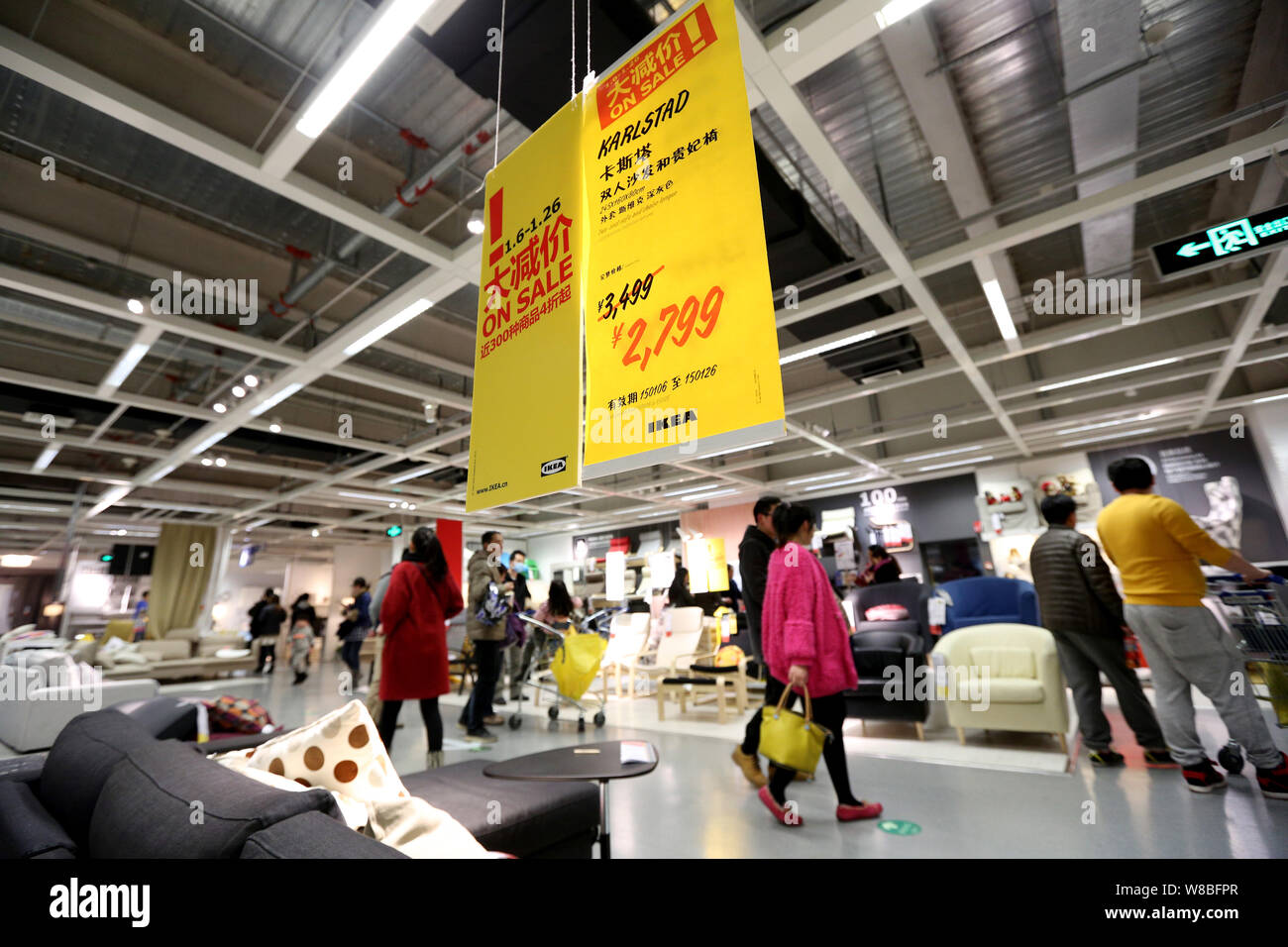 Furnishing retailer hires stock photography and images Alamy