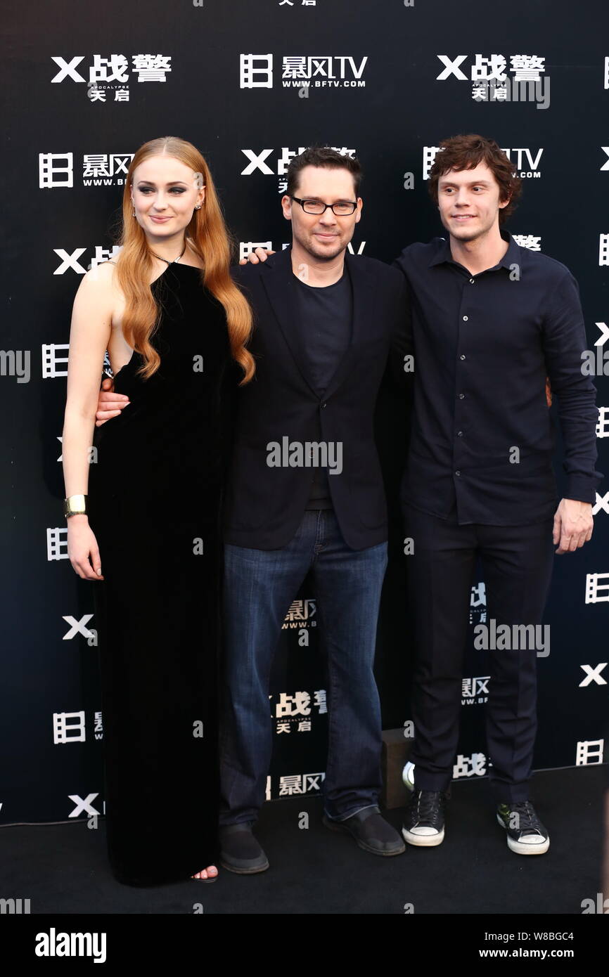 (From left) English actress Sophie Turner, American director Bryan Singer and actor Evan Peters arrive for a premiere event of their movie 'X-Men: Apo Stock Photo