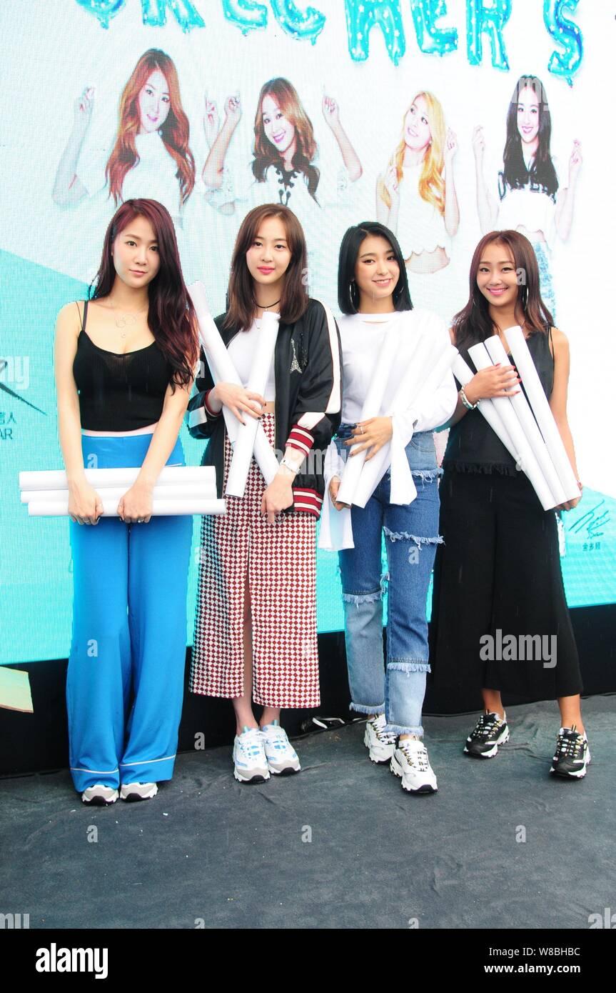 South Korean girl group Sistar 