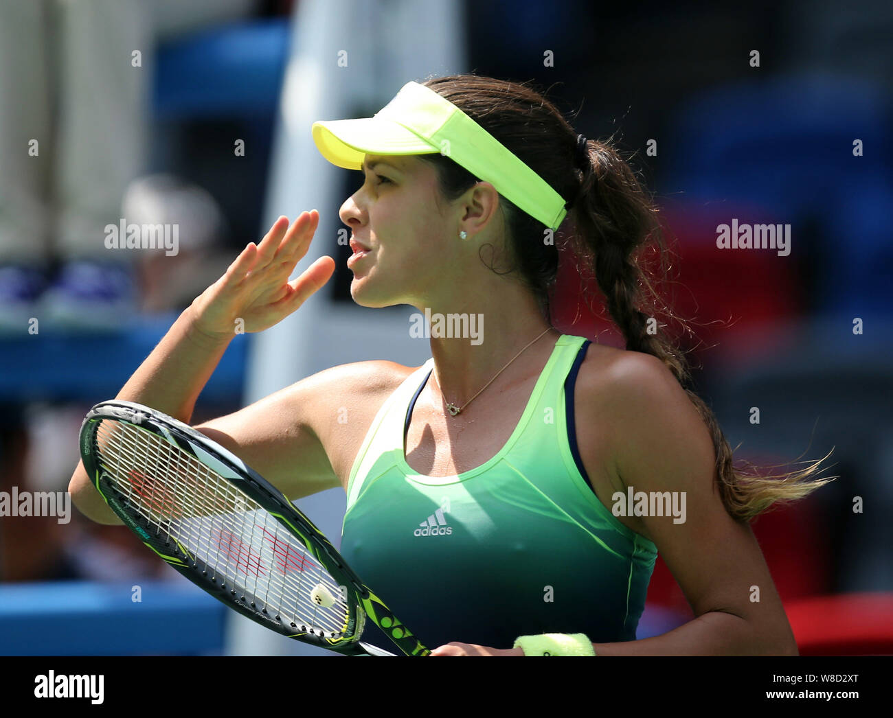 Ana Ivanovic Of Serbia Greets To Spectators After Defeating Alexandra Dulgheru Of Romania In Their First Round Match Of The Women S Singles During The Stock Photo Alamy