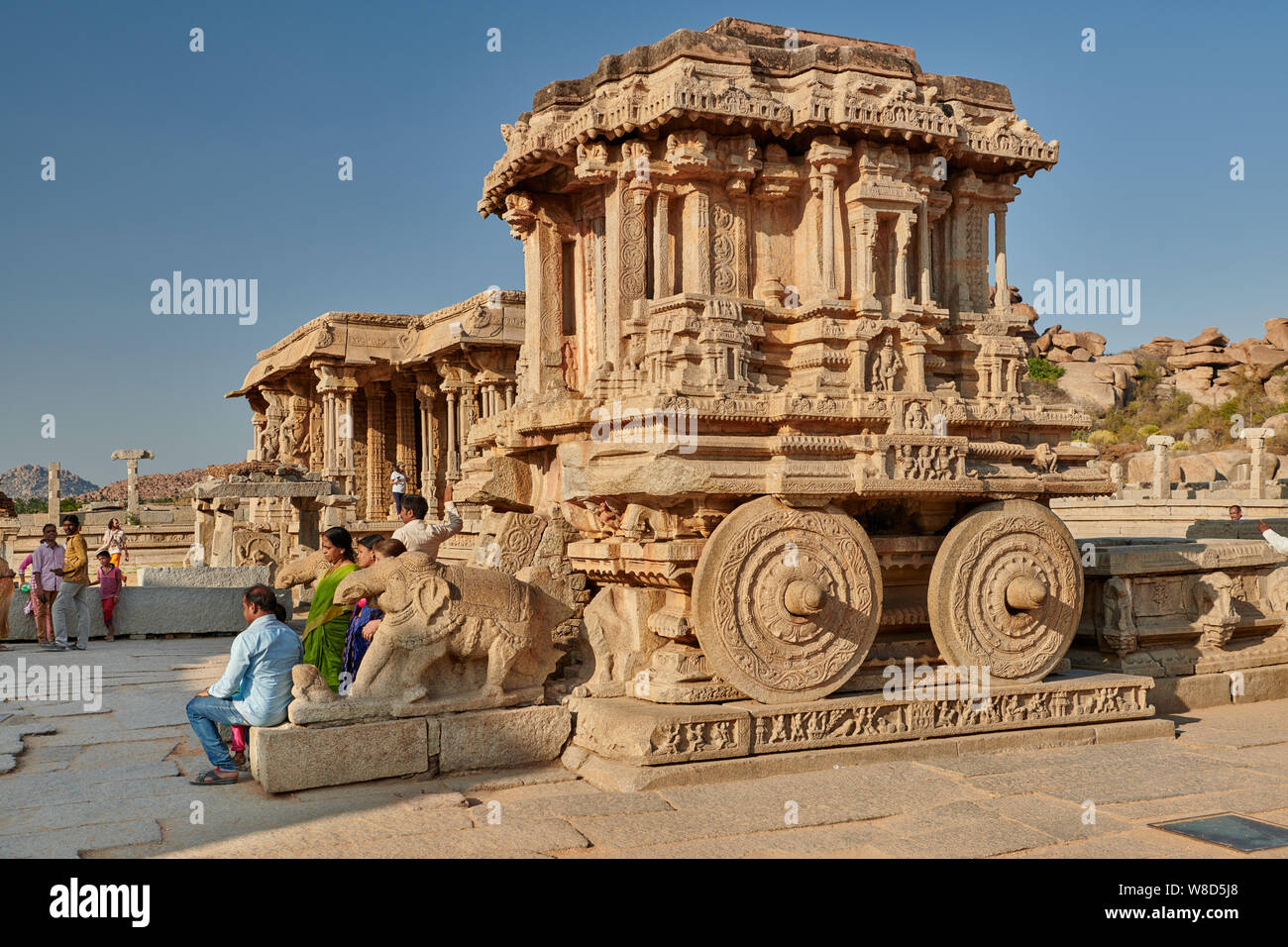 Stone chariot at vittala temple hi-res stock photography and images - Alamy