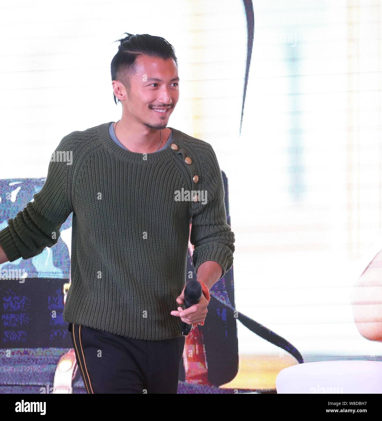 Hong kong singer nicholas tse hi-res stock photography and images - Alamy