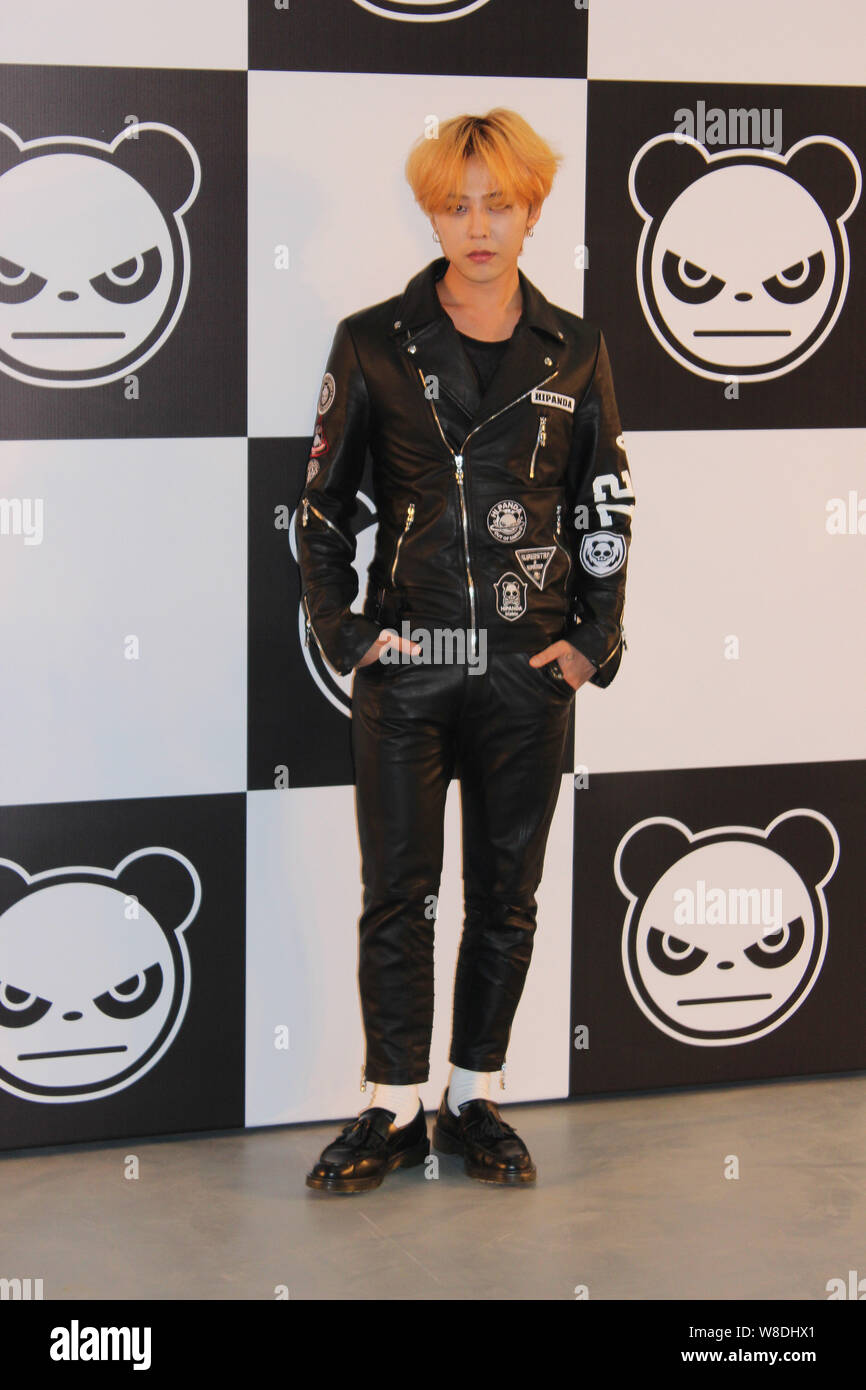 G dragon bigbang hi-res stock photography and images - Alamy