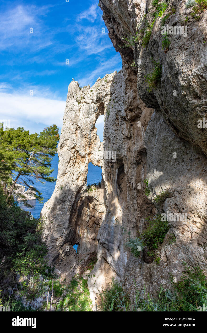 Italy, Capri, panorama and details of the natural arch Stock Photo - Alamy