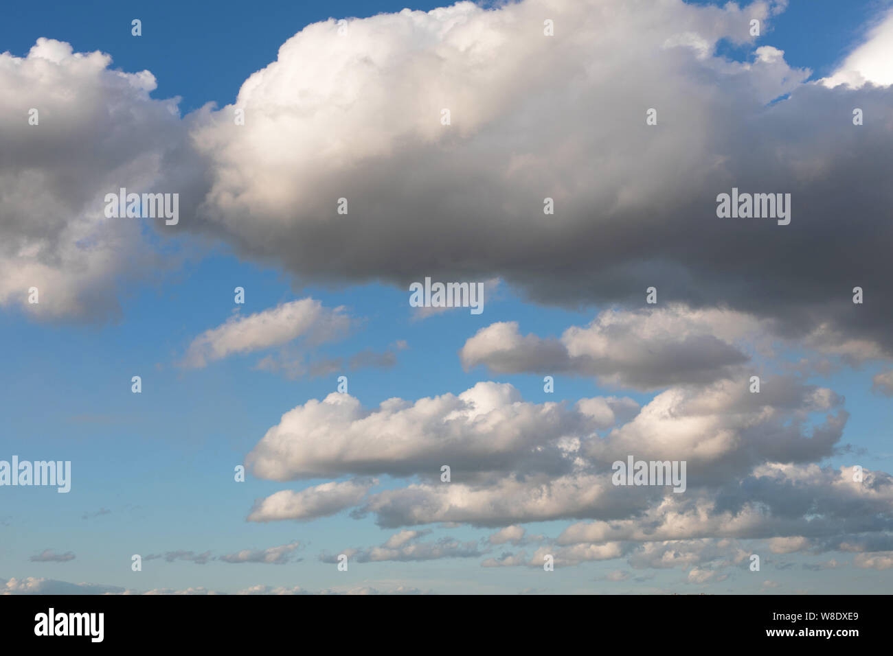 Big white cloud hi-res stock photography and images - Alamy