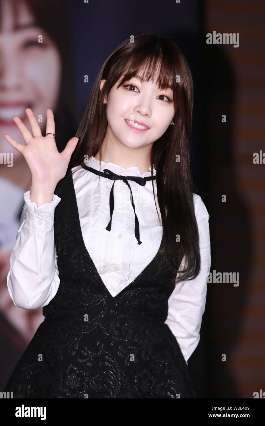 Singer And Actress Bang Minah Better Known As Simply Minah Of South Korean Girl Group Girl S Day Attends A Press Conference For Her New Tv Drama Sw Stock Photo Alamy Singer And Actress Bang Minah Better Known As Simply Minah Of South Korean Girl Group Girl S Day Attends A Press Conference For Her New Tv Drama Sw Stock Photo Alamy