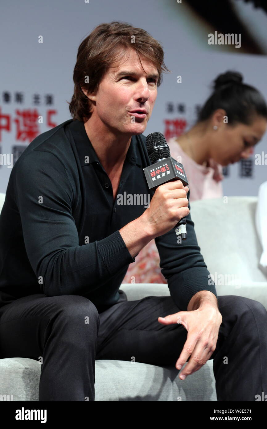 American actor Tom Cruise speaks at a premiere event for his new movie 'Mission: Impossible ¨C Rogue Nation' in Shanghai, China, 6 September 2015. Stock Photo