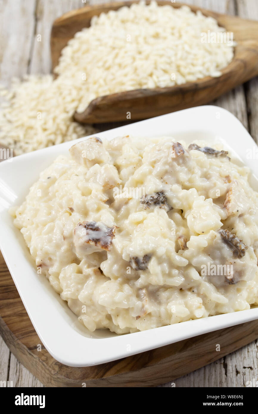 chicken and mushroom risotto Stock Photo - Alamy
