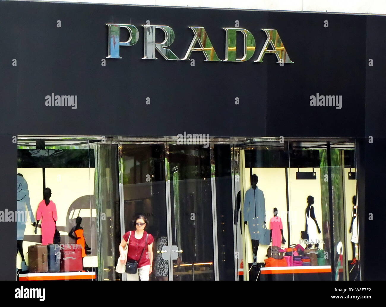 prada labels