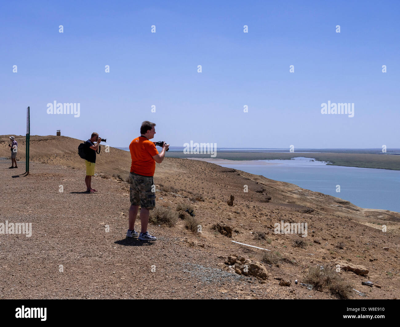 Grenze Turkmenistan am Fluss Amudarja, Usbekistan, Asien  Boarder to Turmenistan at river Amurdaja, Uzbekistan, Asia Stock Photo