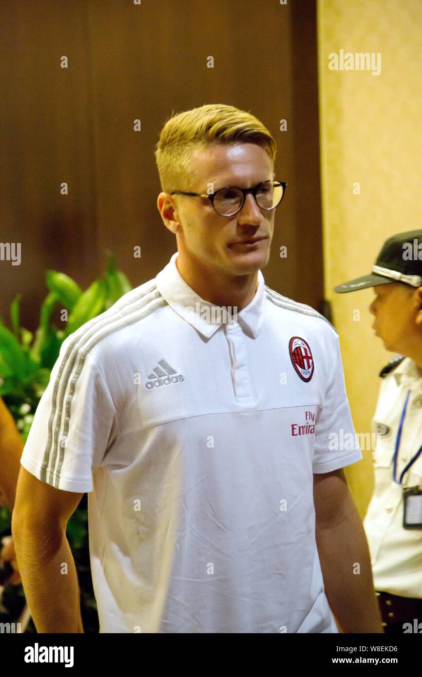 Ignazio Abate of AC Milan arrives at the Shanghai Pudong International Airport in Shanghai, China, 22 July 2015. Stock Photo