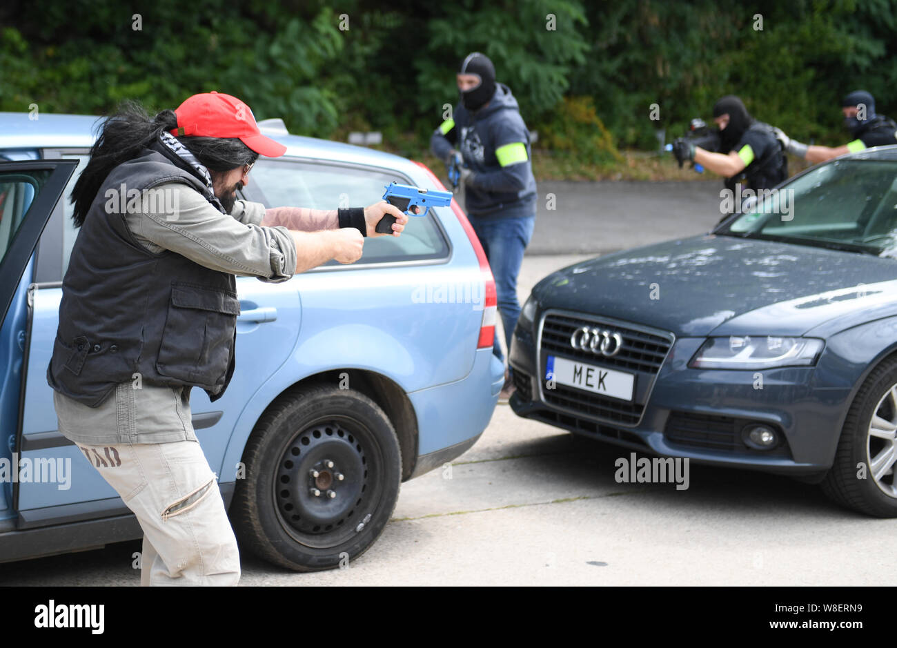 Einsatzkommando hires stock photography and images Alamy