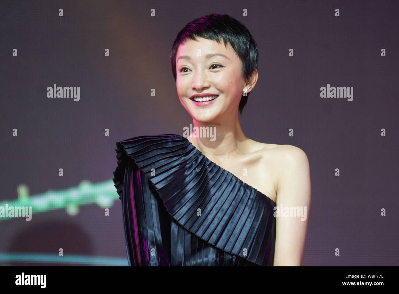 Zhou Xun Huang Rong