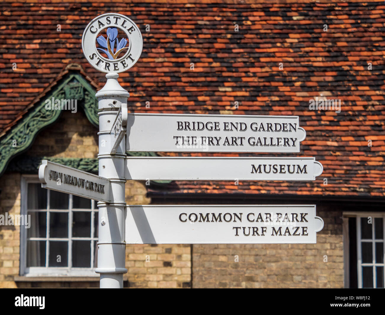 Saffron walden tourist sign hires stock photography and images Alamy